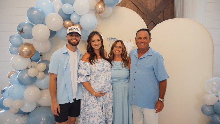 Edited in Tezza with: Vintage, Shadows, Highlights, & Temperature